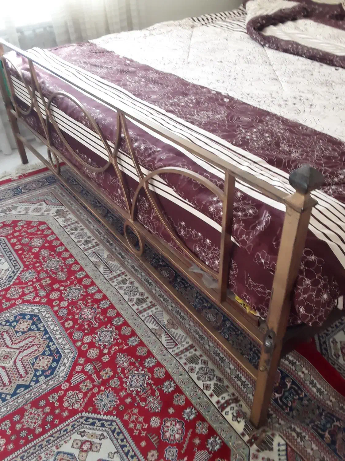 سرویس خواب|تخت و سرویس خواب|پردیس, فاز ۱۱|دیوار