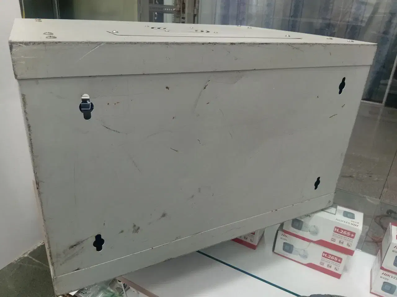 رک شبکه دیواری ۶ یونیت عمق ۴۵|مودم و تجهیزات شبکه|تهران, عبدلآباد|دیوار