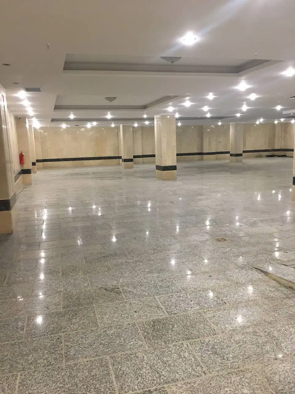 شیک/اصیل نشین/فول۳پارکینگ اجتماعات/تراس/نزدیک پارک|اجارهٔ آپارتمان|تهران, قیطریه|دیوار