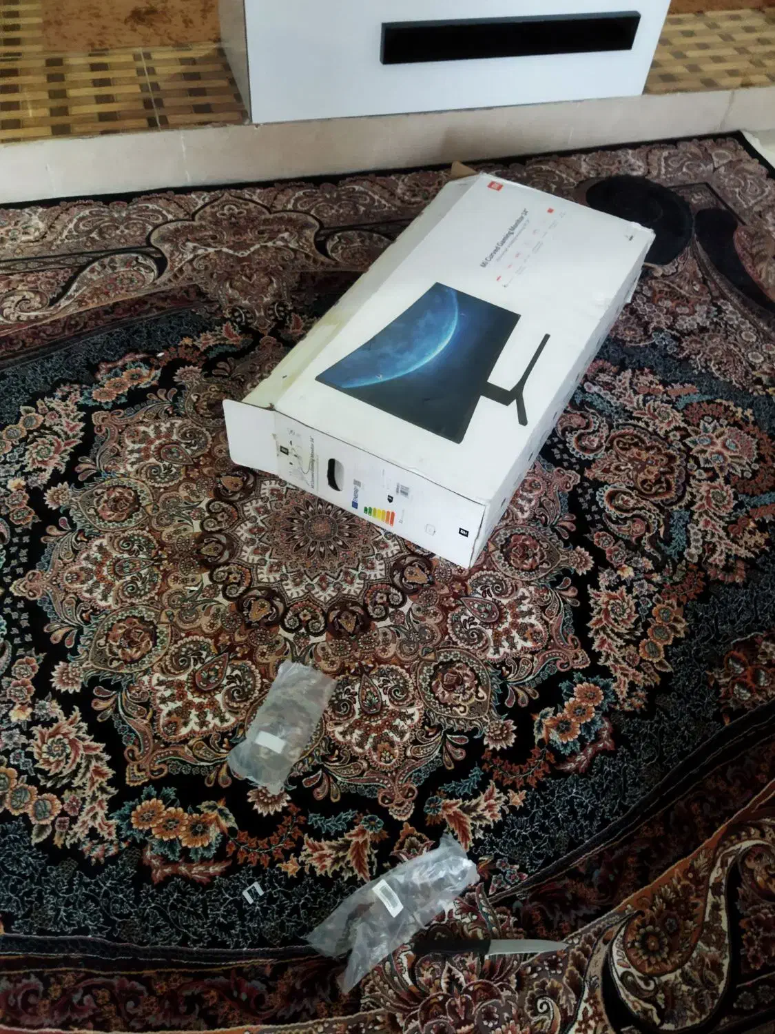 مانیتور شیامی ۳۴ اینج‌|قطعات و لوازم جانبی رایانه|پرند, فاز ۶|دیوار