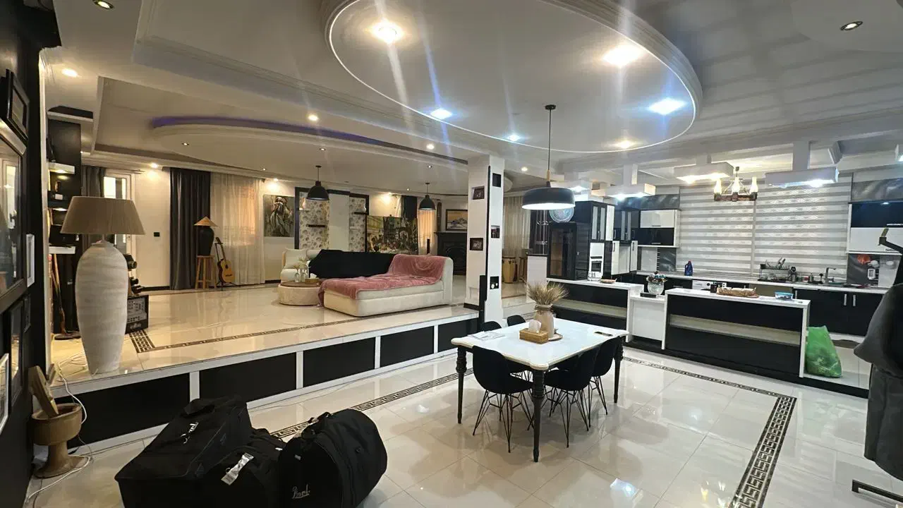 160 متر آپارتمان ویلایی رودهن ویو کوهستان|اجارهٔ آپارتمان|رودهن, |دیوار