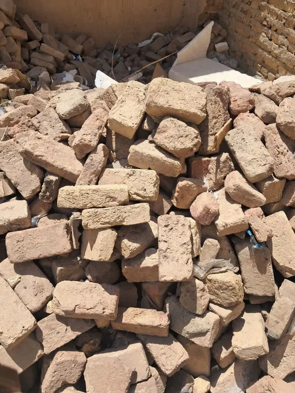 آجر دست دوم فروشی|مصالح و تجهیزات ساختمان|تکاب, |دیوار