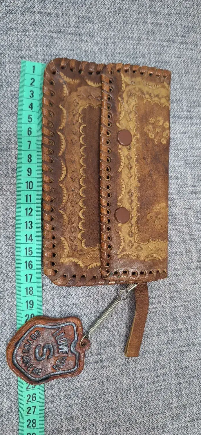 کیف پول چرم زنانه حکاکی شده|کیف، کفش، کمربند|آران و بیدگل, |دیوار