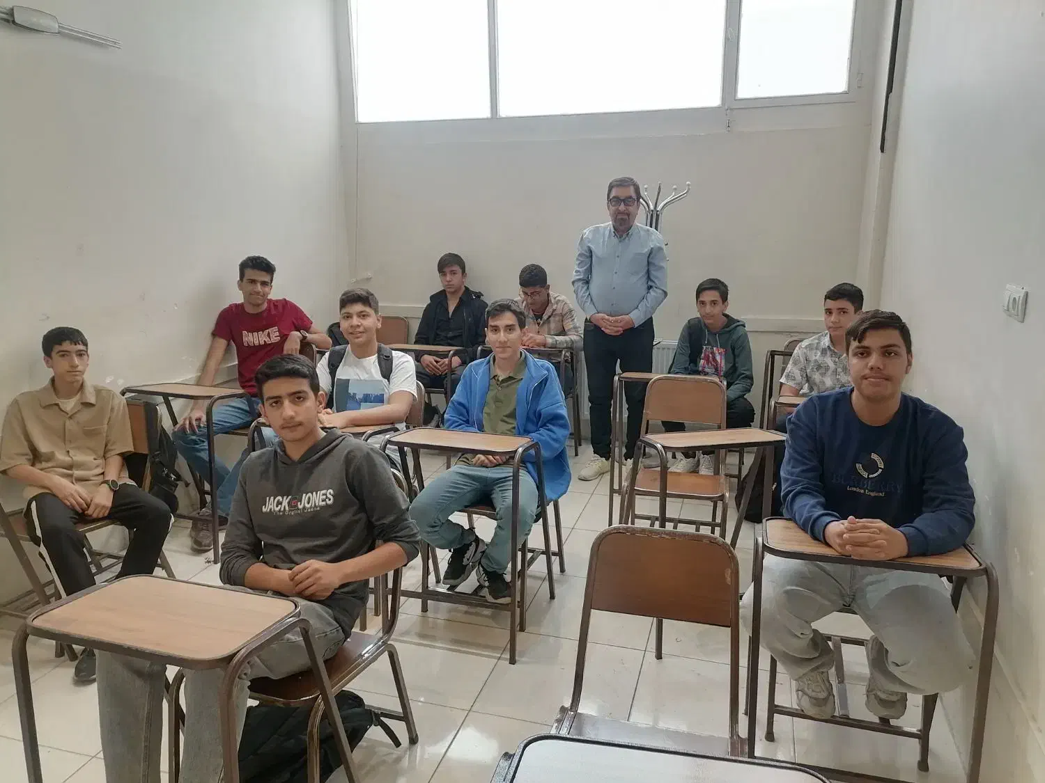 استخدام هنر آموز|استخدام آموزشی|اصفهان, دستگرده|دیوار