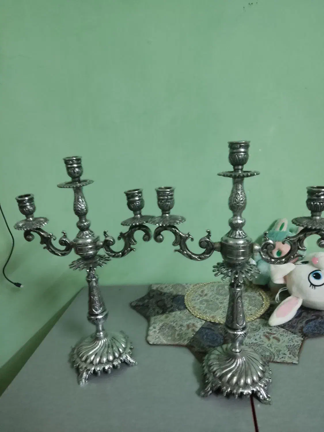 شمدان برنجی روکش نقره|کلکسیون اشیاء عتیقه|مشهد, عسگریه|دیوار