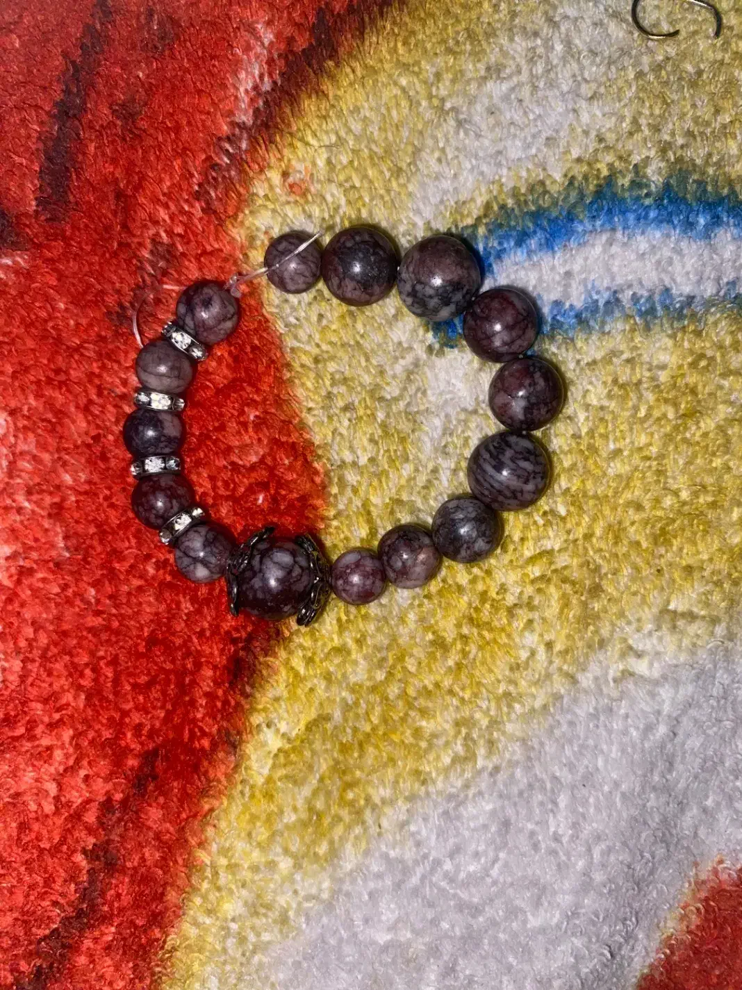 مهره های سنگ امتیست معاوضه با راف امتیست|کلکسیون اشیاء عتیقه|گرگان, |دیوار