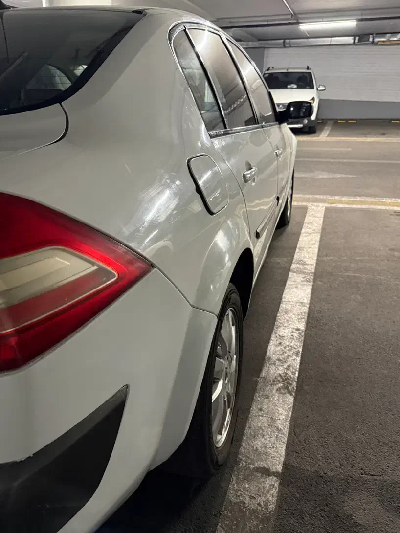 مگان سفید ۱۳۹۱ اتوماتیک|خودرو سواری و وانت|تهران,  امام زاده قاسم (نیاوران)|دیوار