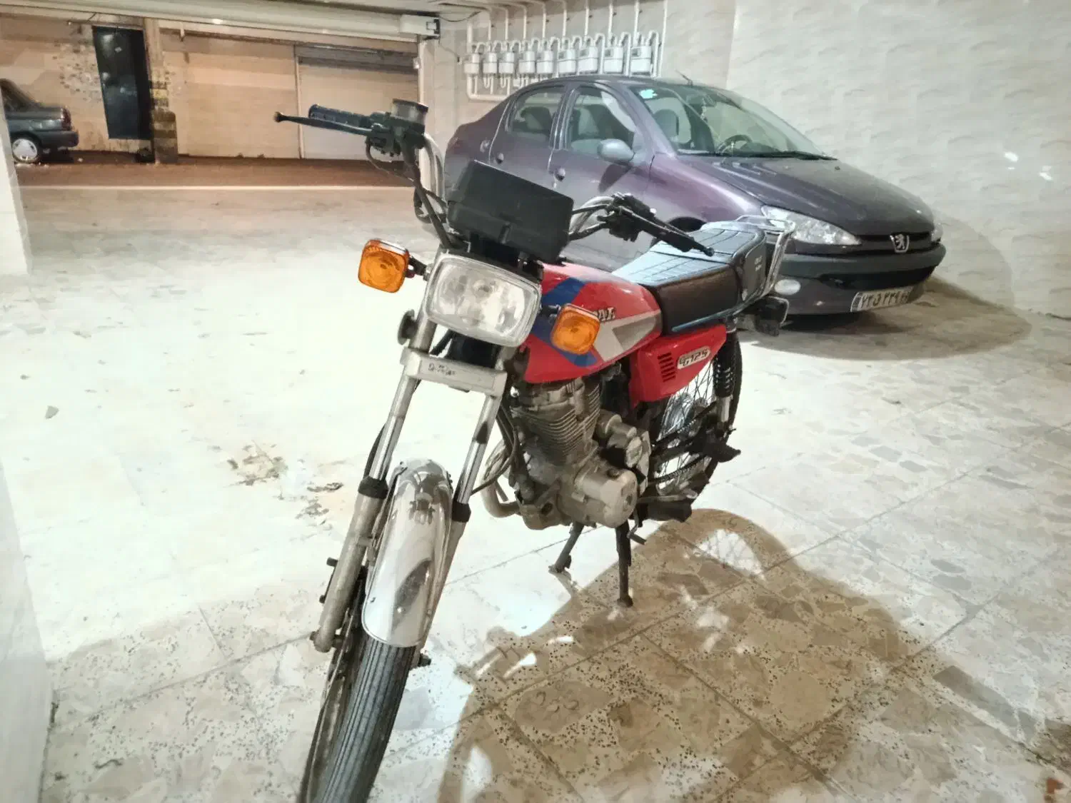 مدل ۹۳ کبیر|موتورسیکلت|رشت, سیا اسطلخ|دیوار