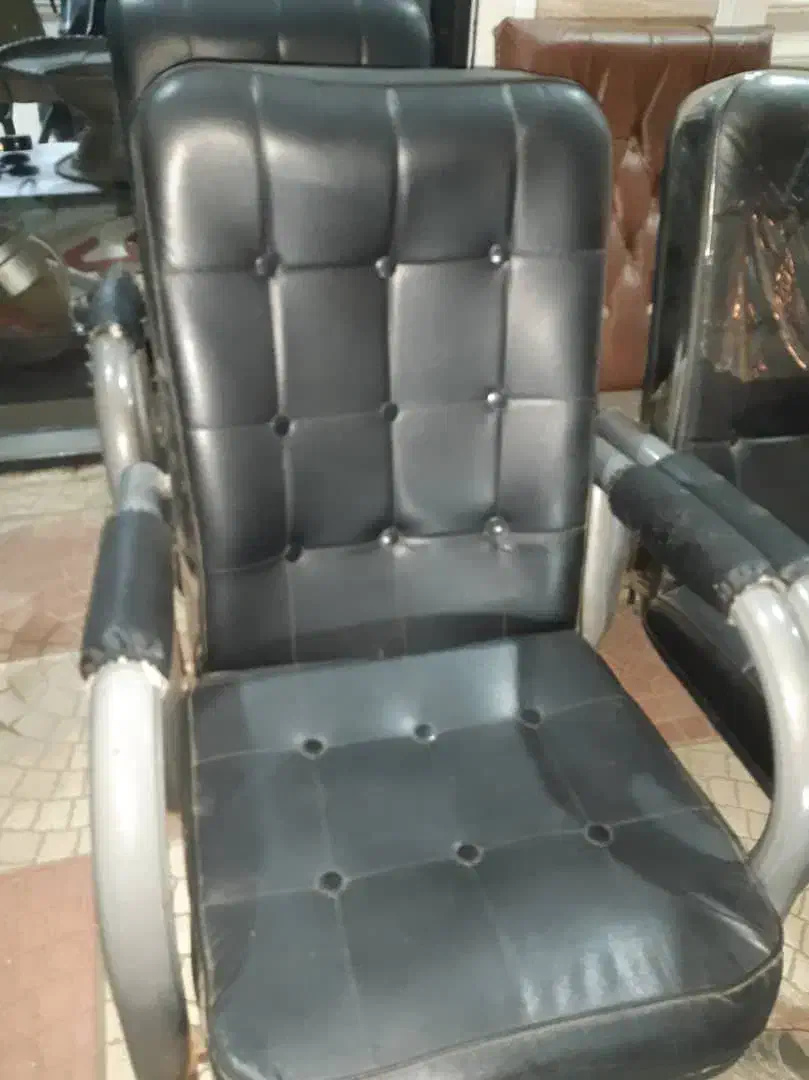 صندلی اداری ارباب رجوع|مبلمان اداری|رضوانشهر, |دیوار