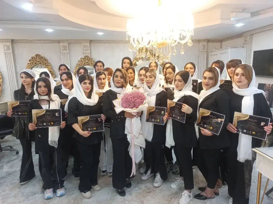 خدمات آموزش مژه تتوبدن میکرو فیبروز ریمووکاشت ناخن|خدمات آرایشگری و زیبایی|کرج, گوهردشت|دیوار