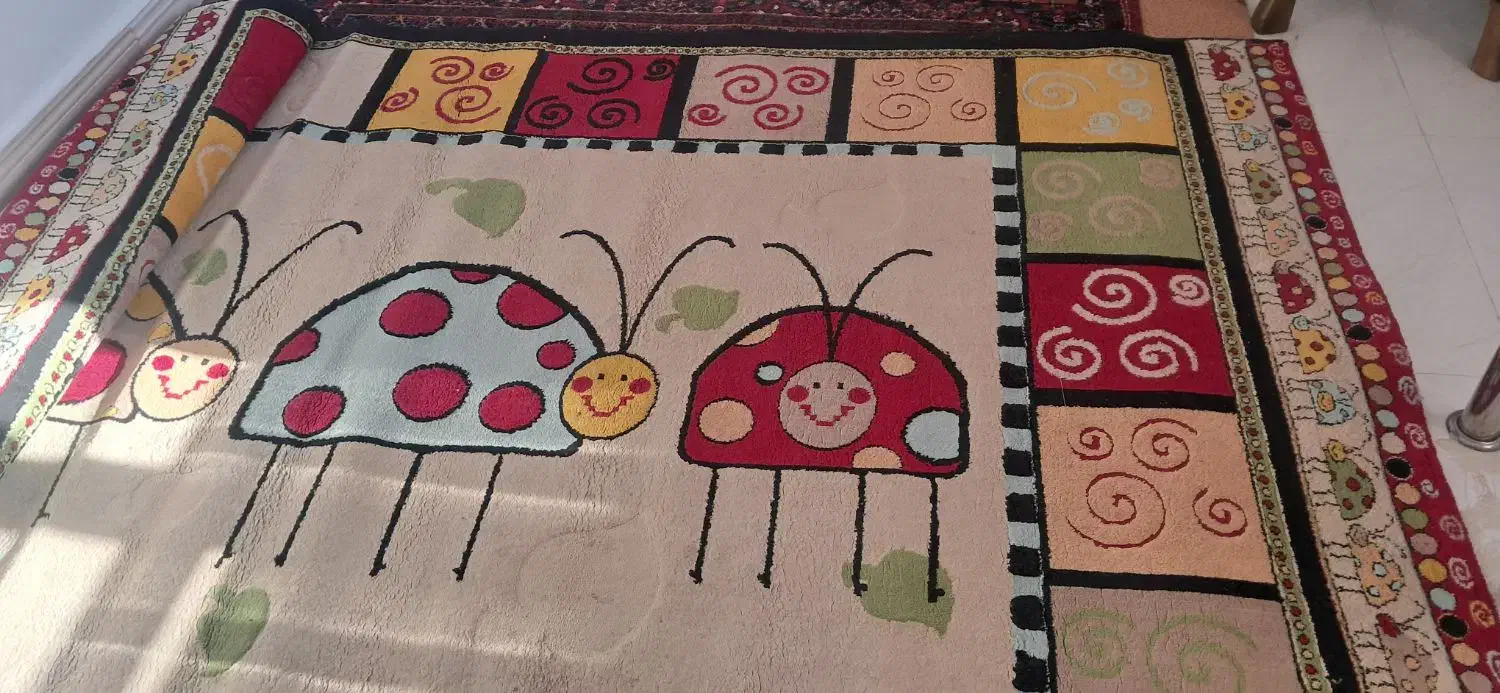 گلیم فرش اتاق کودک دست دوم تمیز|فرش|فاضل آباد, |دیوار