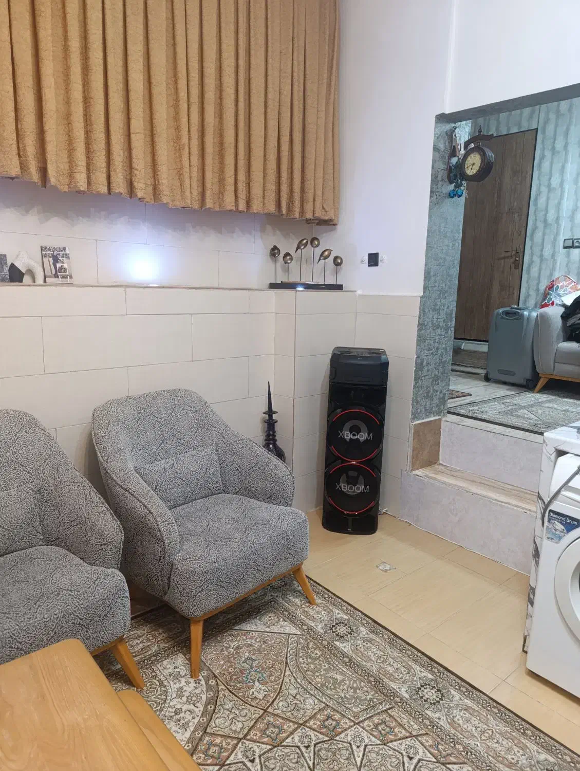 سوییت۴۰متری تمیزمجهز به دوربین وجای پارک درب منزل|اجارهٔ آپارتمان|کرج, محمود آباد|دیوار