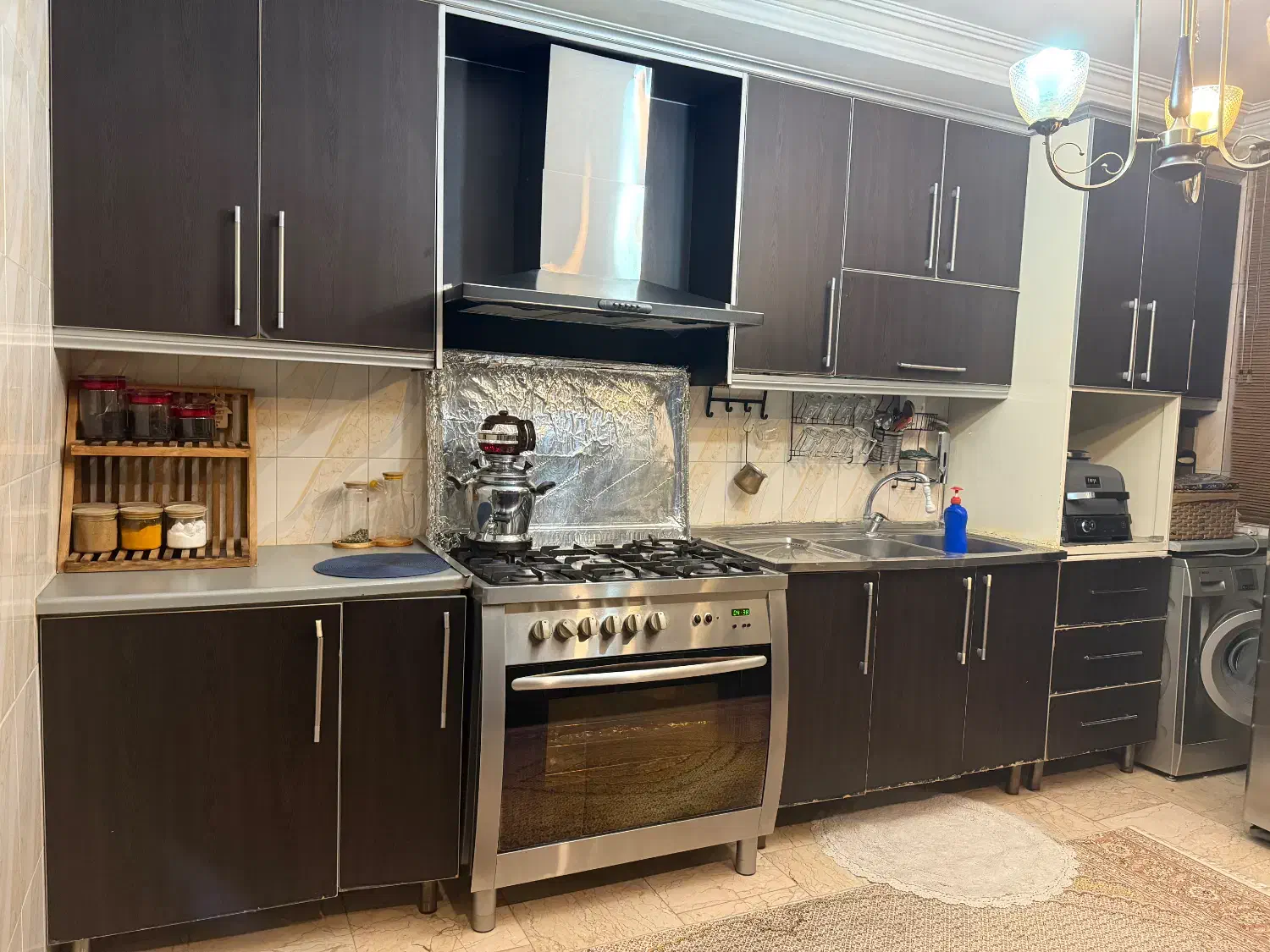 کابینت دست دوم بدنه فلز با هود و سینک|آبچکان و نظمدهنده ظروف|تهران, مهرآباد جنوبی|دیوار