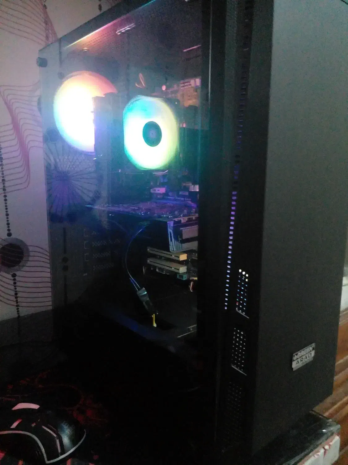 کیس گیمینگ /۴گیگ گرافیک nitro|رایانه رومیزی|تبریز, |دیوار