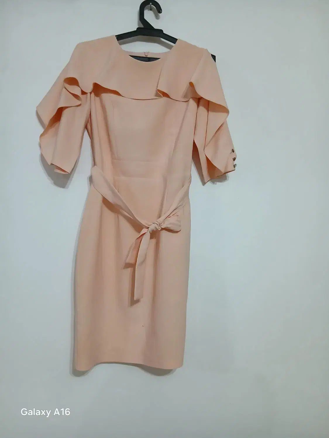 لباس مجلسی|لباس|رشت, استقامت ۲|دیوار