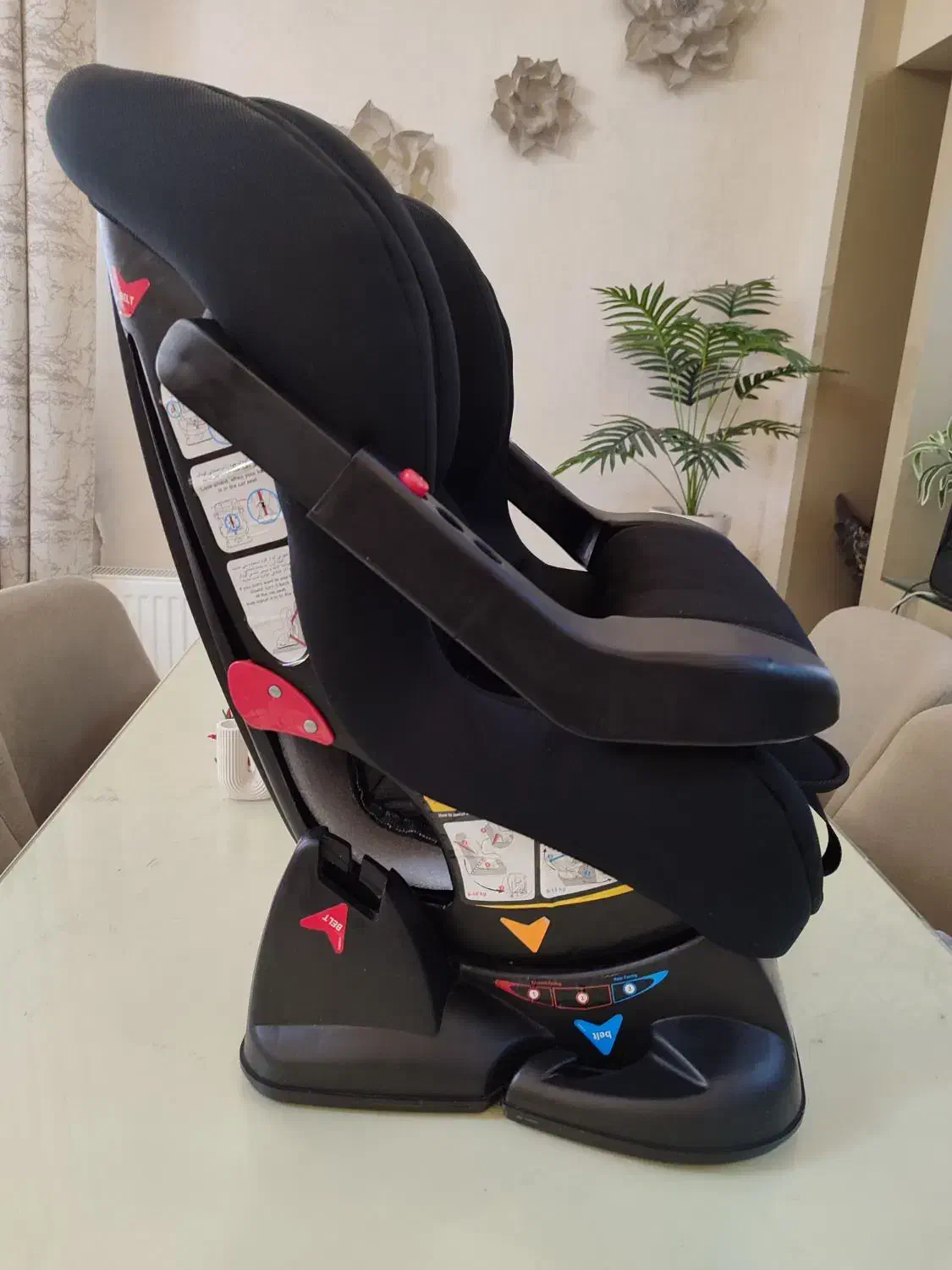 صندلی خودرو کودک کاملا نو|تخت و صندلی بچه|رشت, شهرک قدس|دیوار