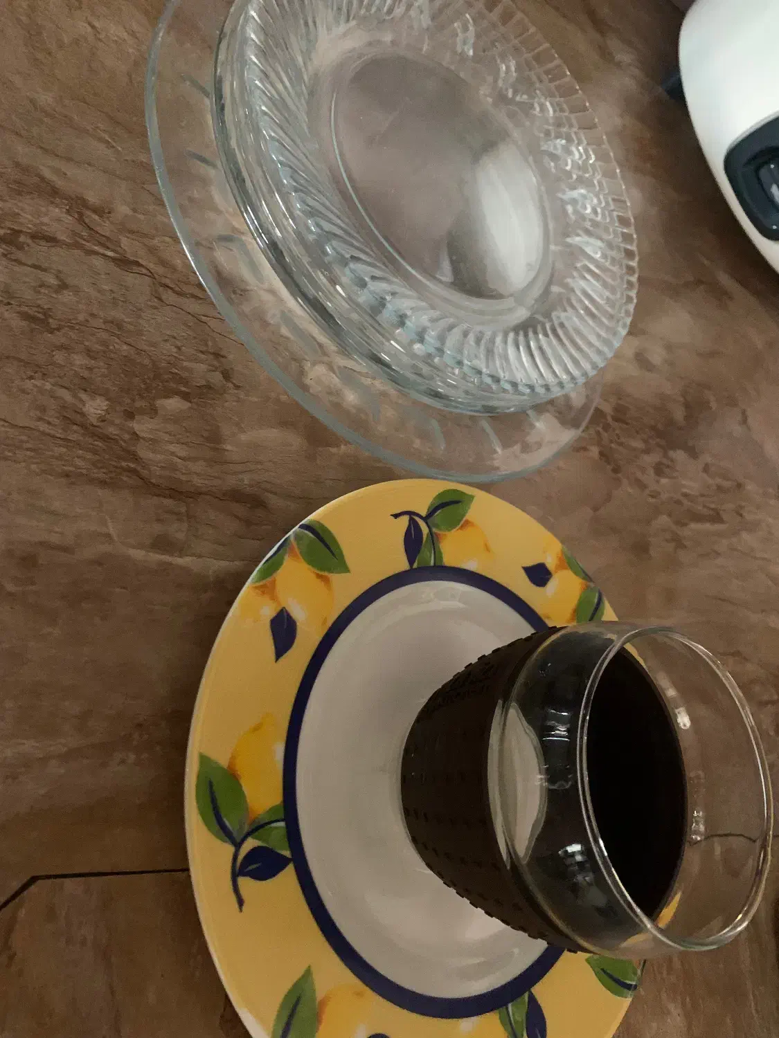 جارو برقی فلر، ۲عدد صندلی کودک،بشقاب و پیش دستی|جاروبرقی، جارو شارژی، بخارشو|کیش, |دیوار