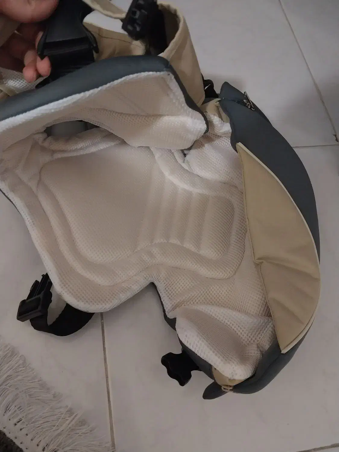 آغوشی|کالسکه و لوازم جانبی|شیروان (خراسان), |دیوار