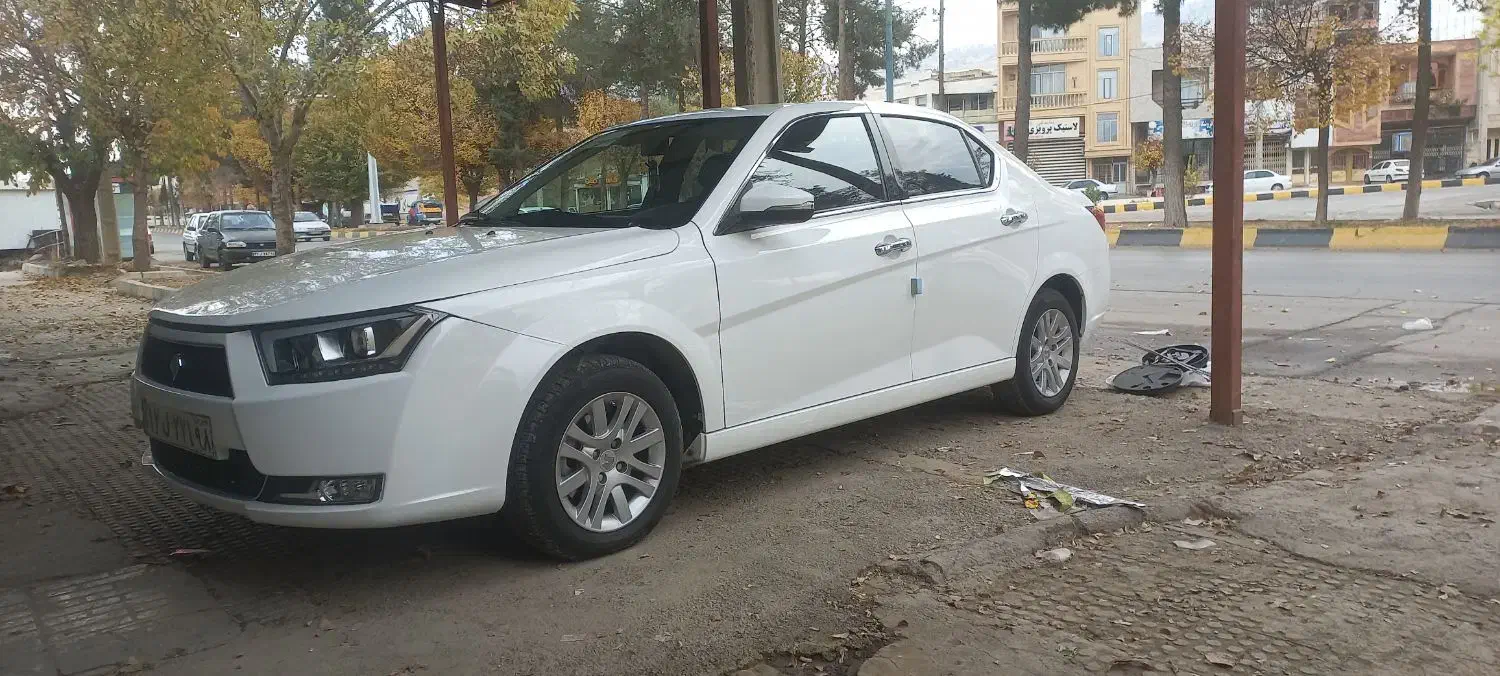 دنا پلاس ۶ دنده ef7 p|خودرو سواری و وانت|ایلام, |دیوار