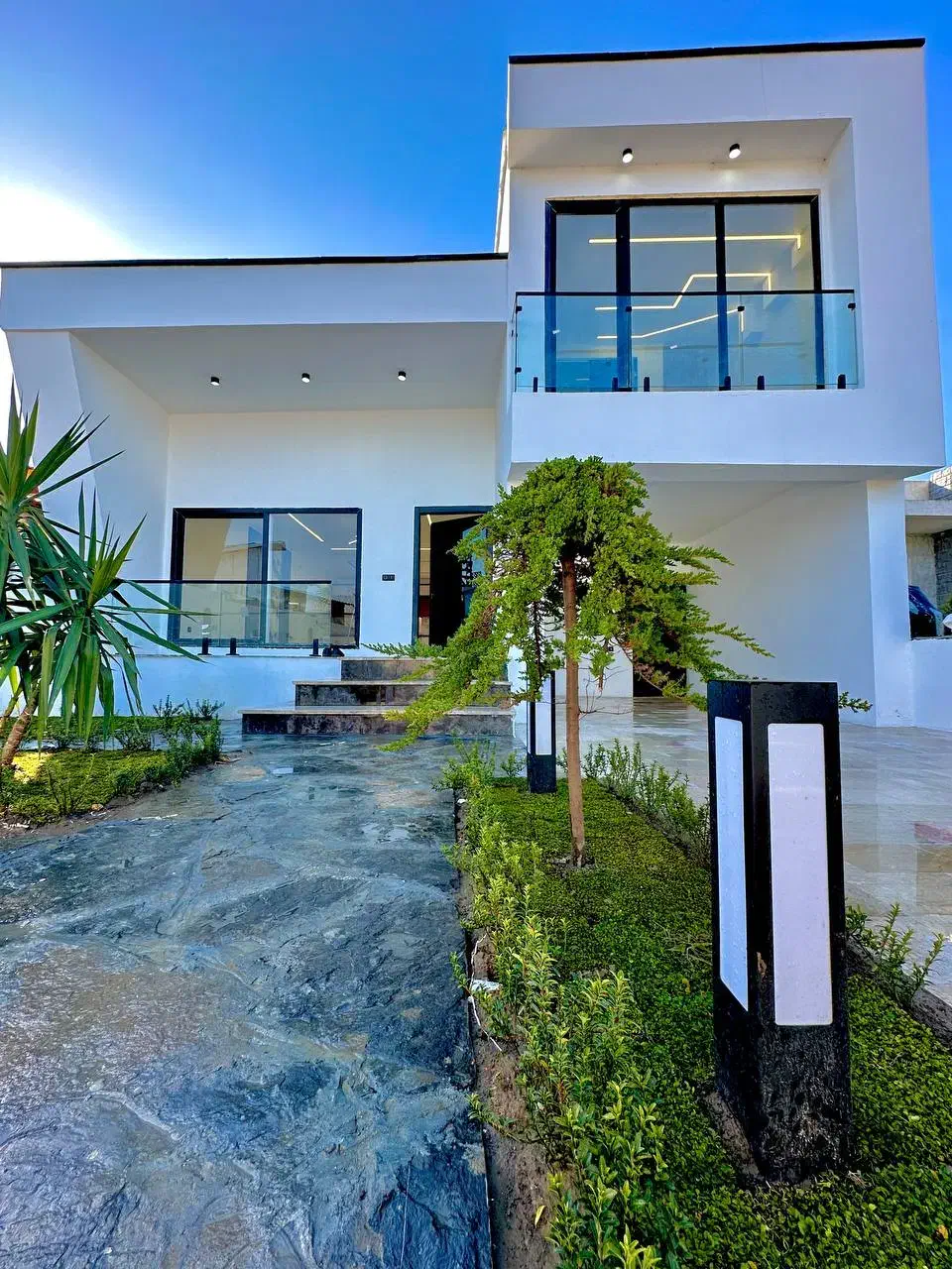 ویلا مدرن نوساز /کد ۴۵/سند تکبرگ /باغچه'دلنشین|فروش خانه و ویلا|رویان, |دیوار