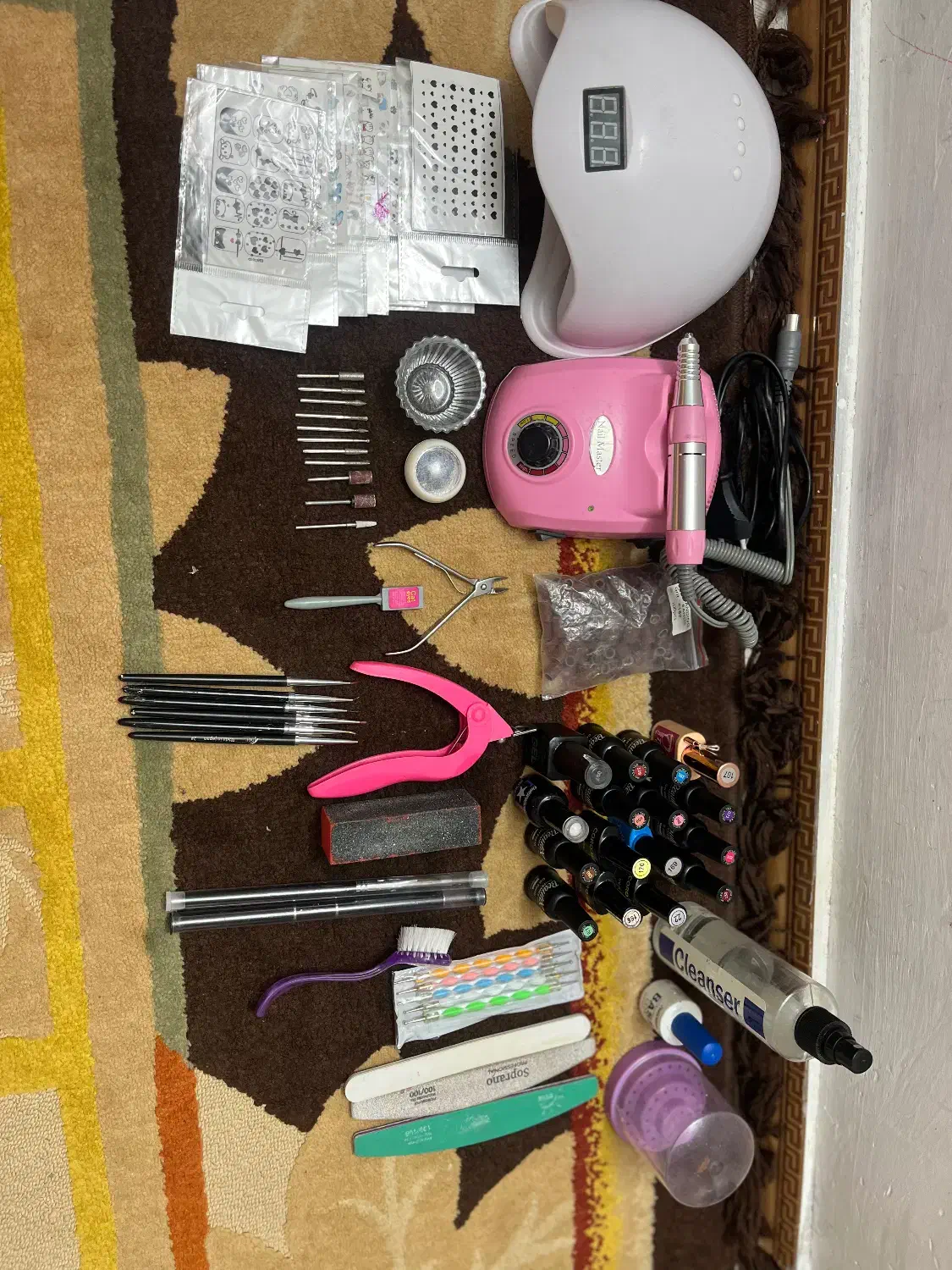 لوازم کاشت ناخن|خدمات آرایشگری و زیبایی|مرزنآباد, |دیوار