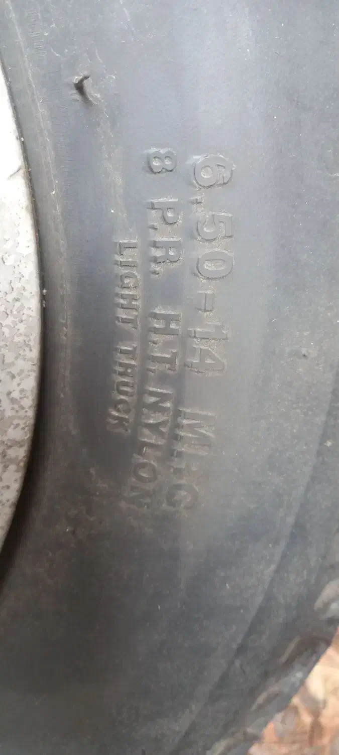 لاستیک مزدا در حد نو|قطعات یدکی و لوازم جانبی|پردیس, شهرک صنعتی کمرد|دیوار