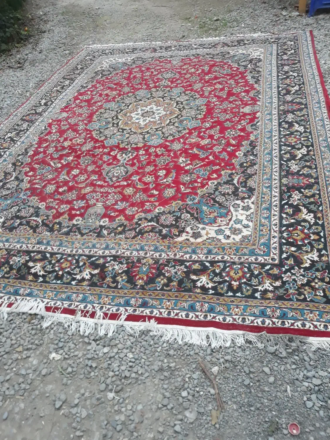 ۲تا فرش ۱۲متری و یه ۶متری نخ پنبه فروش فوری|فرش|گرگان, |دیوار