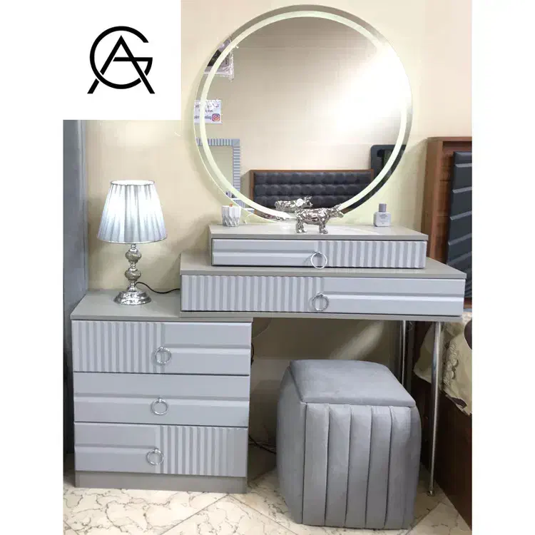 سرویس تخت و کمد اونتوس زیر قیمت تولیدی تهران|تخت و سرویس خواب|یزد, |دیوار