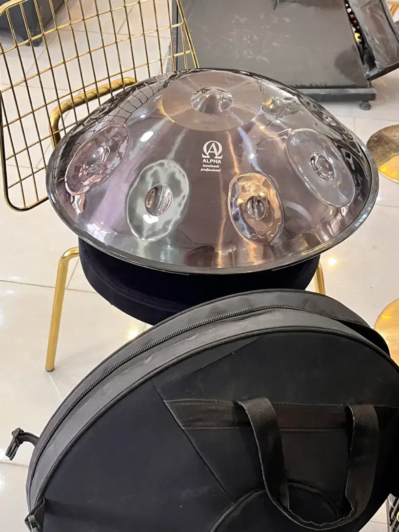 هنگ دارم|درام و پرکاشن|دوگنبدان, |دیوار