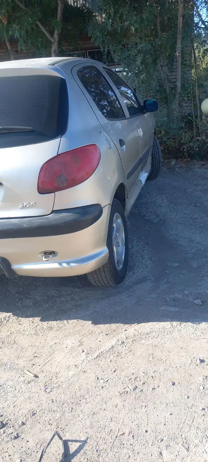 پژو ۲۰۶بفروش میرسد|خودرو سواری و وانت|اهر, |دیوار