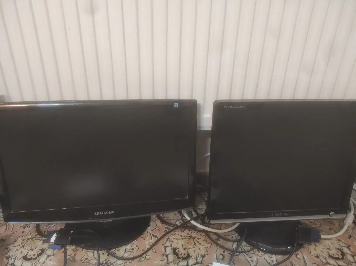 یک عدد مانیتور سامسونگ|قطعات و لوازم جانبی رایانه|قم, باجک دو|دیوار