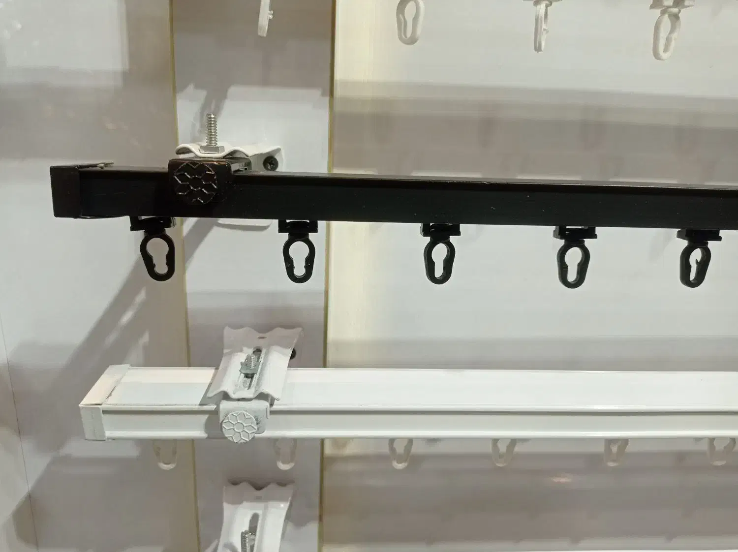 انواع چوب پرده های مینیمال پانچی ساده و غیره...|پرده، رانر، رومیزی|تهران, مولوی|دیوار