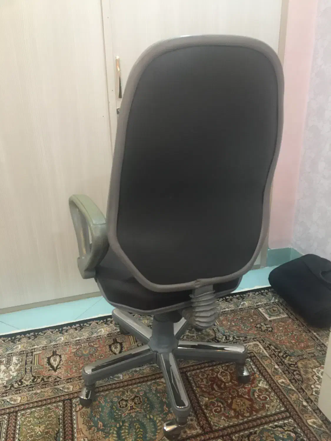 صندلی مدیریت دکور کتابخانه|مبلمان اداری|بجنورد, |دیوار