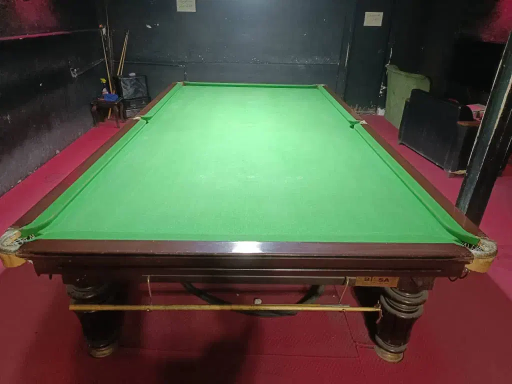 فروش میز اسنوکر ۱۲ فوت و بیلیارد ۸ فوت|ورزشهای توپی|تهران, خلیج فارس|دیوار