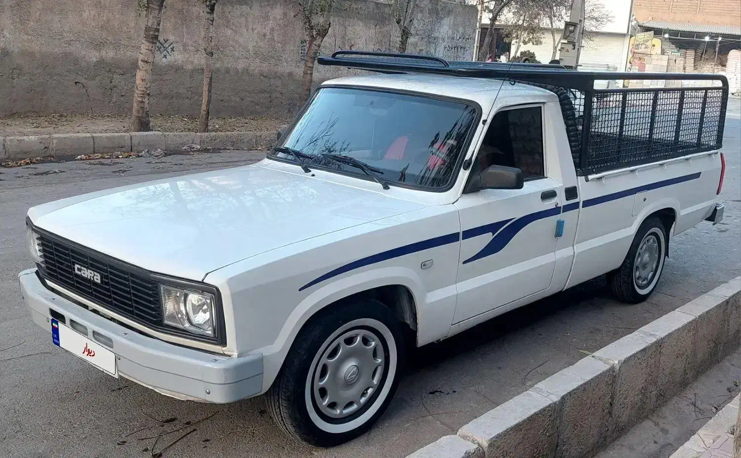 وانت مزدا کارا بی رنگ کم کار با لوازم|خودرو سواری و وانت|تهران, شهرک طالقانی|دیوار