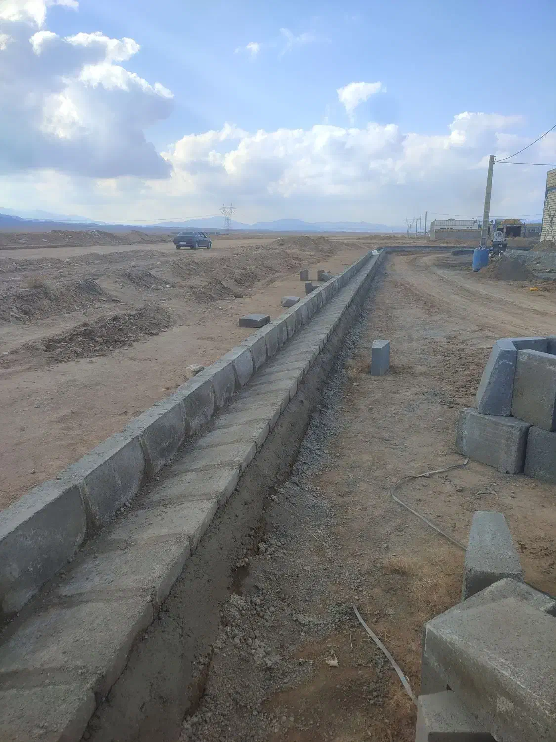 اجرای جدول کاری ، تایل ، سنگفرش ، موزاییک|خدمات پیشه و مهارت|رضویه, |دیوار