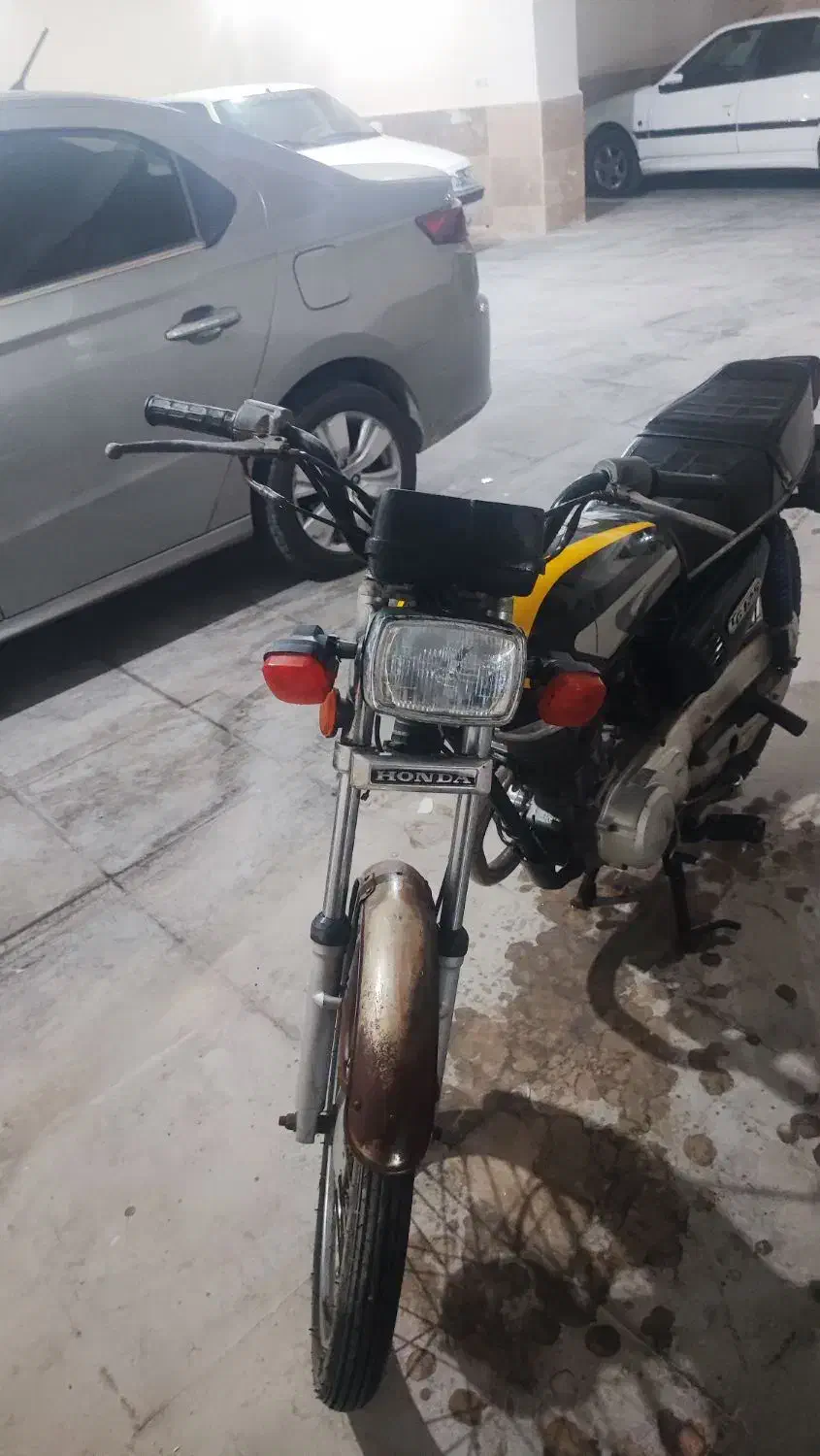 موتور ۱۲۵ مدل ۹۰|موتورسیکلت|بندر دیر, |دیوار
