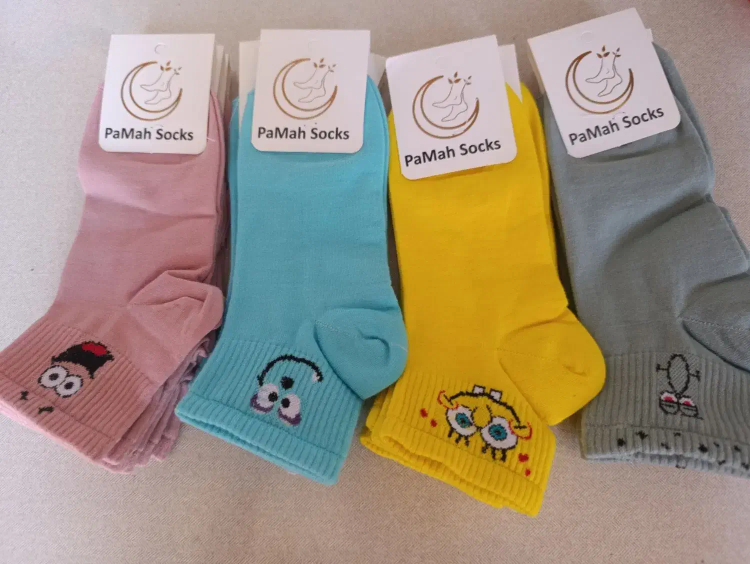 جوراب نایک و جوراب طرح باب اسفنجی و پاتریک|کیف، کفش، کمربند|قم, قم نو|دیوار