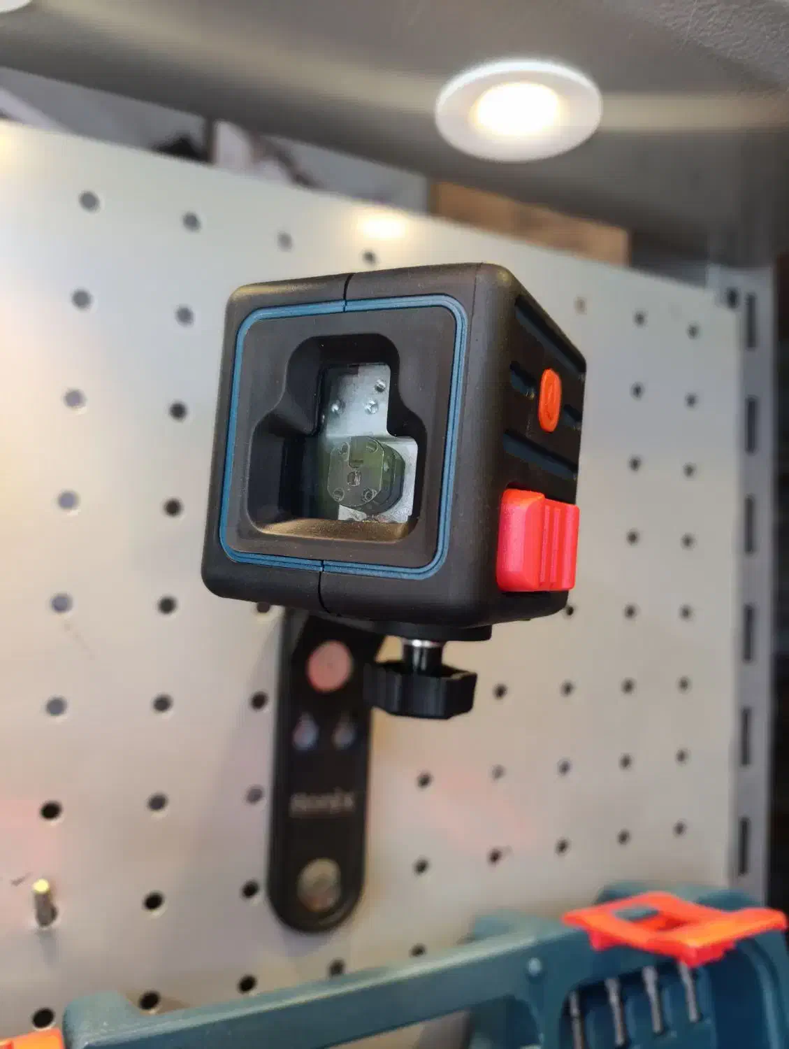 تراز لیزری سبز رونیکس|ماشین‌آلات صنعتی|تربت‌حیدریه, طالقانی|دیوار