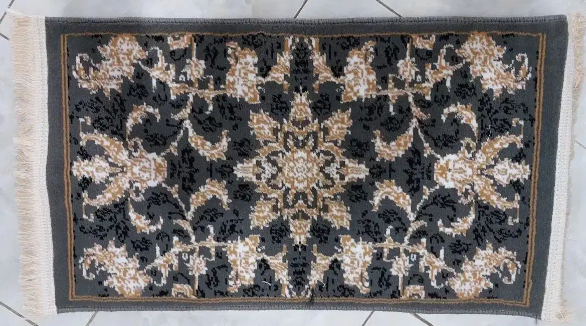 انواع پادری فرش باکیفیت زیبا ضخیم|پادری|رشت, استقامت ۱|دیوار