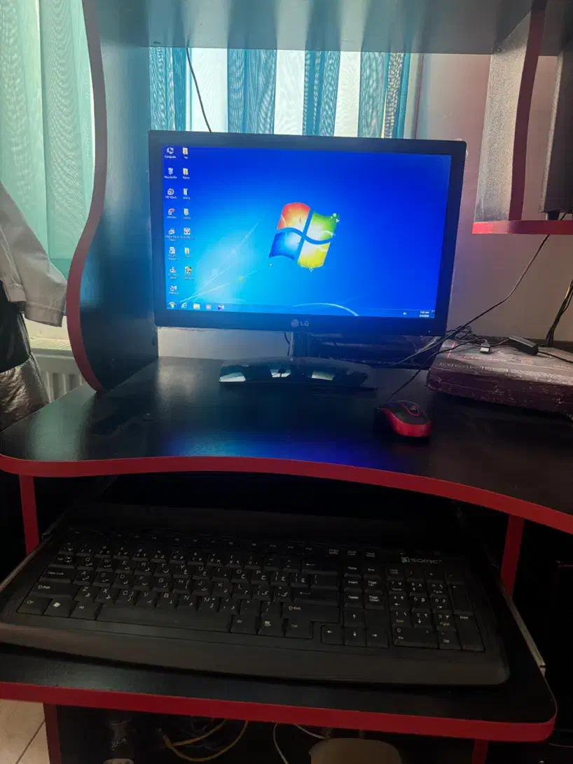 کامپیوتر با تموم وسیله هاش قیمت مناسب ترین|رایانه رومیزی|گرگان, |دیوار