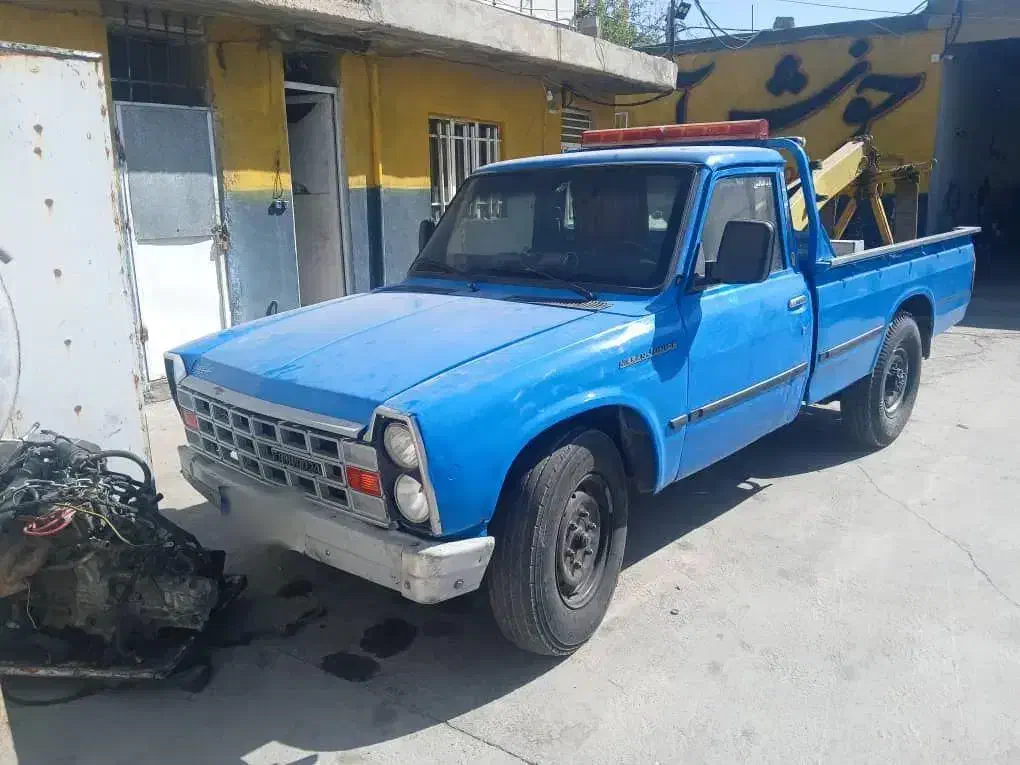 نیسان جرثقیل دیزل مدل۹۸ تحویل برج ۱۲ سال ۹۹|خودرو سواری و وانت|شیراز, شهرک مخابرات|دیوار