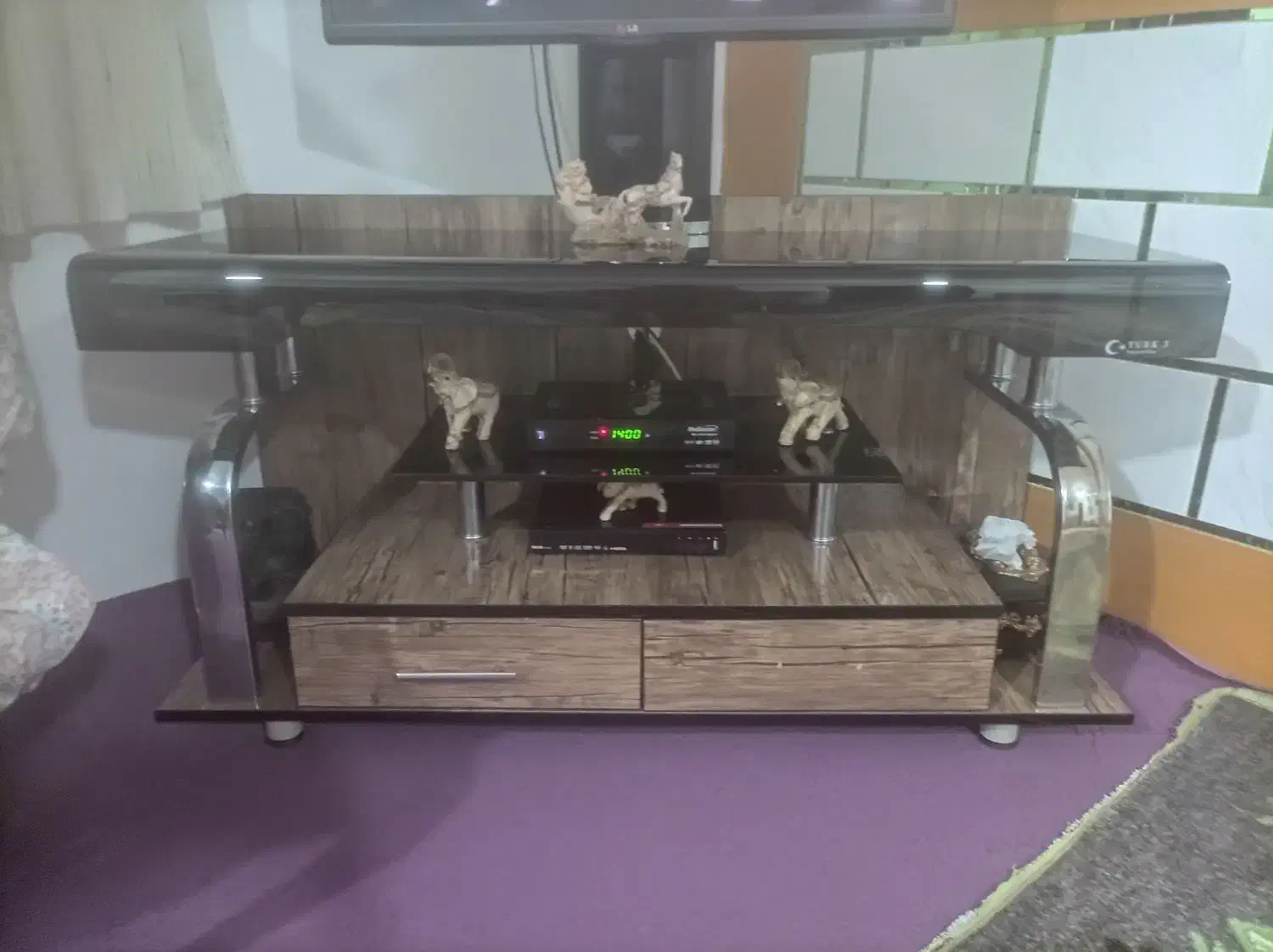 بوفه و میز تلویزیون|بوفه، ویترین، کنسول|میاندوآب, |دیوار