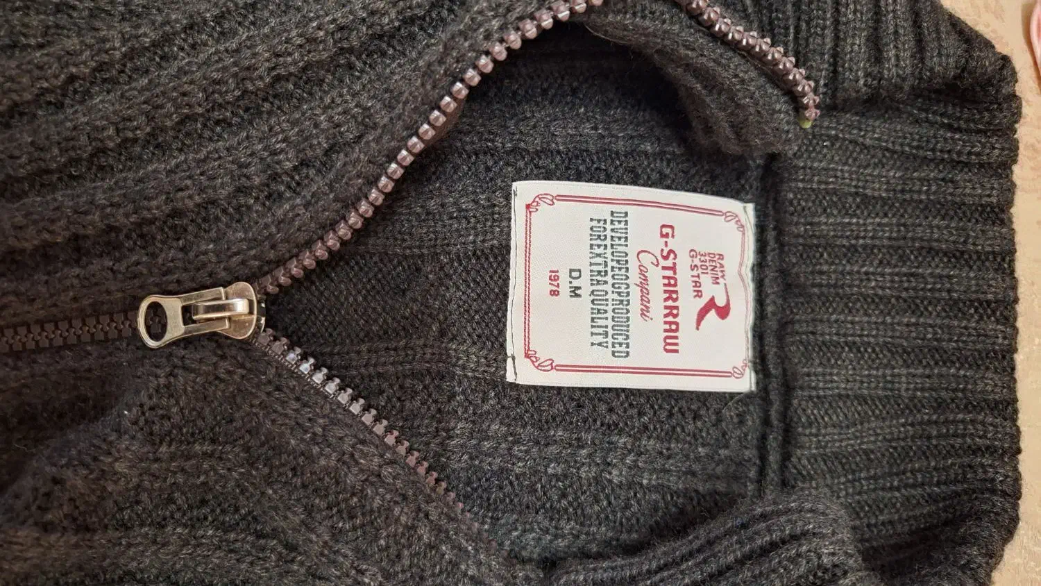 بافت ضخیم کلاه دار|لباس|اصفهان, شهرک زاینده رود|دیوار