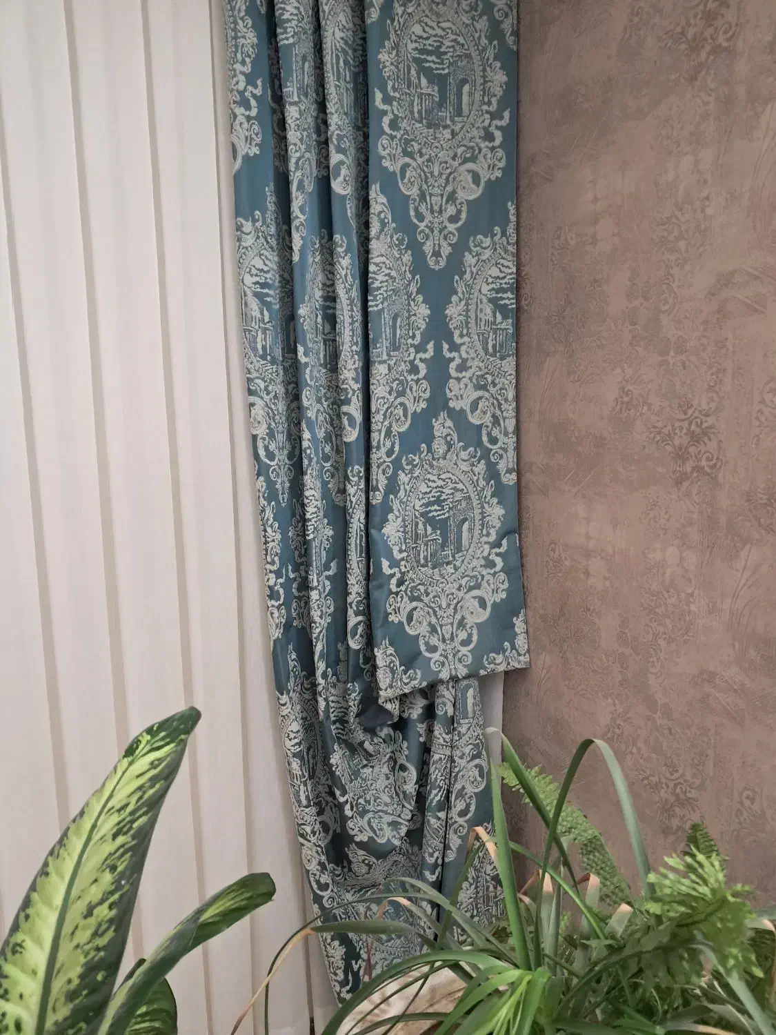 نصاب پرده|خدمات پیشه و مهارت|بیرجند, |دیوار