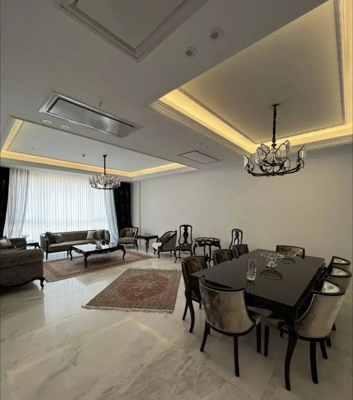 ۱۸۱ متر * رو به نما * اول غربی * مشاعات فول *|اجارهٔ آپارتمان|کرج, شهرک بنفشه|دیوار