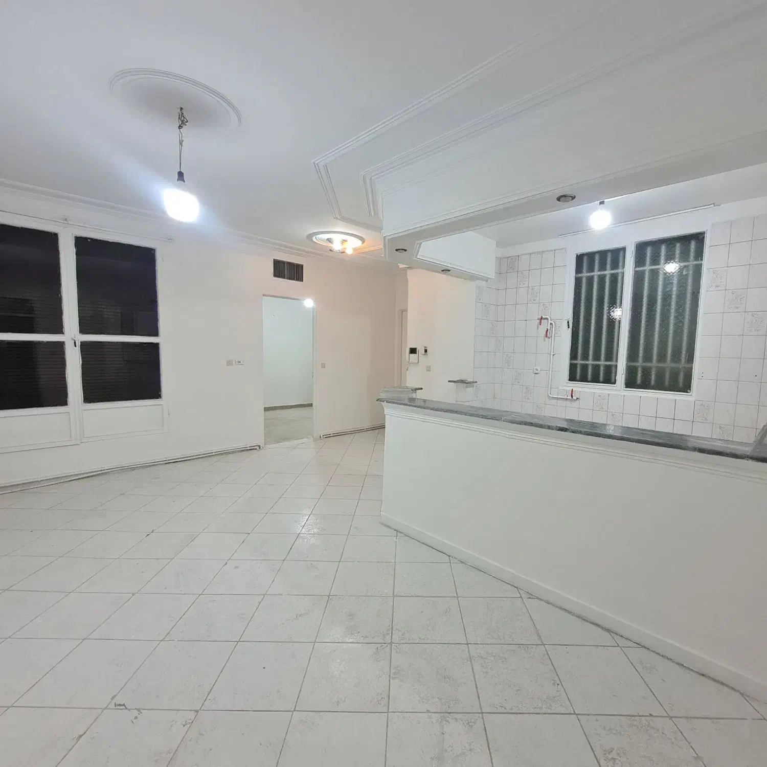 اجاره آپارتمان ۵۲ متری شهران شمالی