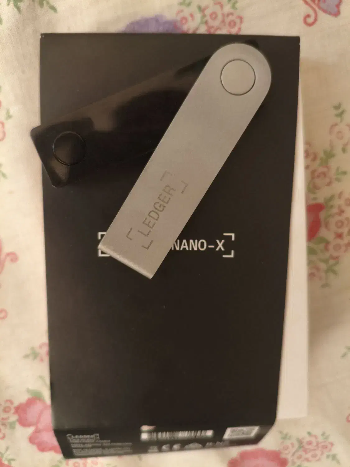 کیف پول سخت افزاری لجر نانو ایکس|قطعات و لوازم جانبی رایانه|اصفهان, ملاصدرا|دیوار