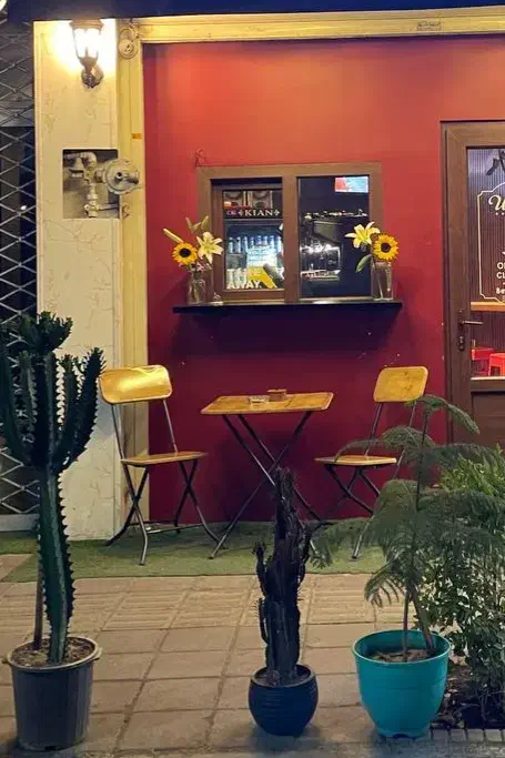 استخدام کمک باریستا خانم شیفت عصرگاهی|استخدام خدمات فروشگاه و رستوران|رشت, صفاری|دیوار