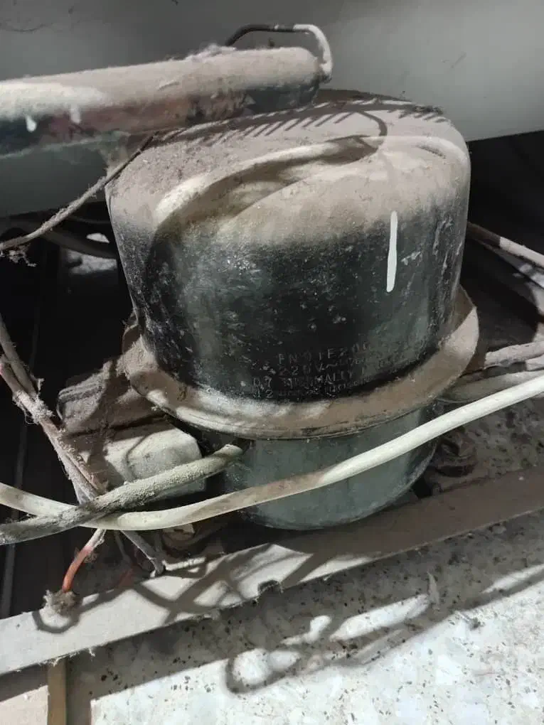 تعمیر انواع یخچال وفریزر خانگی صنعتی|خدمات پیشه و مهارت|ملایر, |دیوار